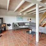 Sys - 500m From The Sea By Interhome Fano