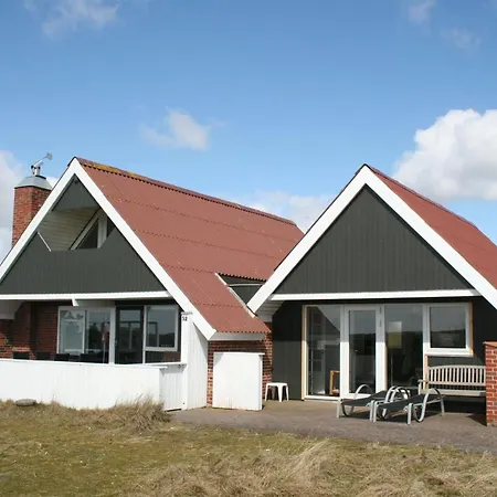 Sys - 500m From The Sea By Interhome