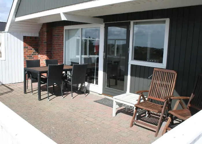 Sys - 500m From The Sea By Interhome *