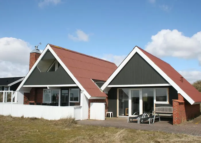 Sys - 500m From The Sea By Interhome