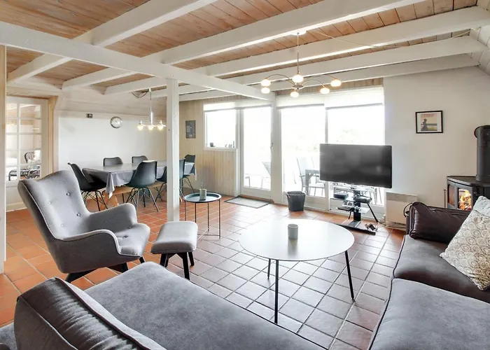 Sys - 500m From The Sea By Interhome Holiday home